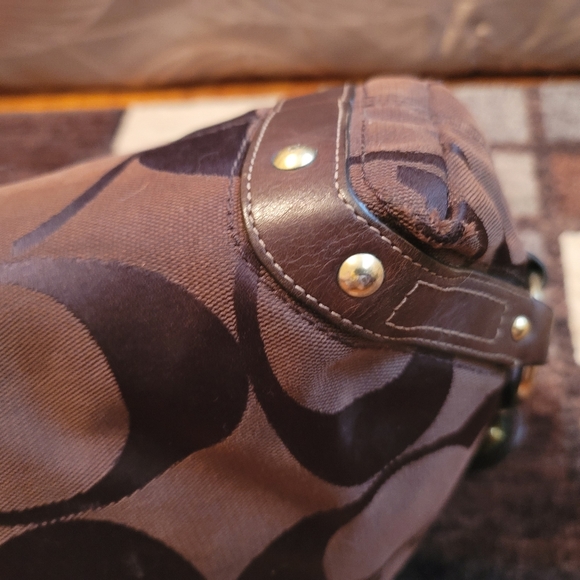 Chocolate coach signature hobo - Picture 5 of 11